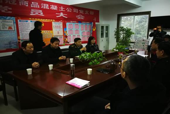 銅官區(qū)區(qū)委常委、人武部到商品混凝土公司開(kāi)展專(zhuān)項(xiàng)督導(dǎo)工作