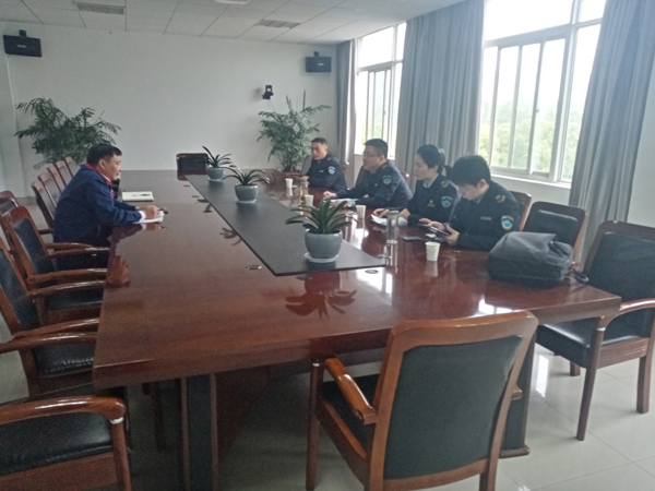 市衛(wèi)生監(jiān)督局到鋼構(gòu)公司開展檢查工作 市衛(wèi)生監(jiān)督局到鋼構(gòu)公司開展檢查工作