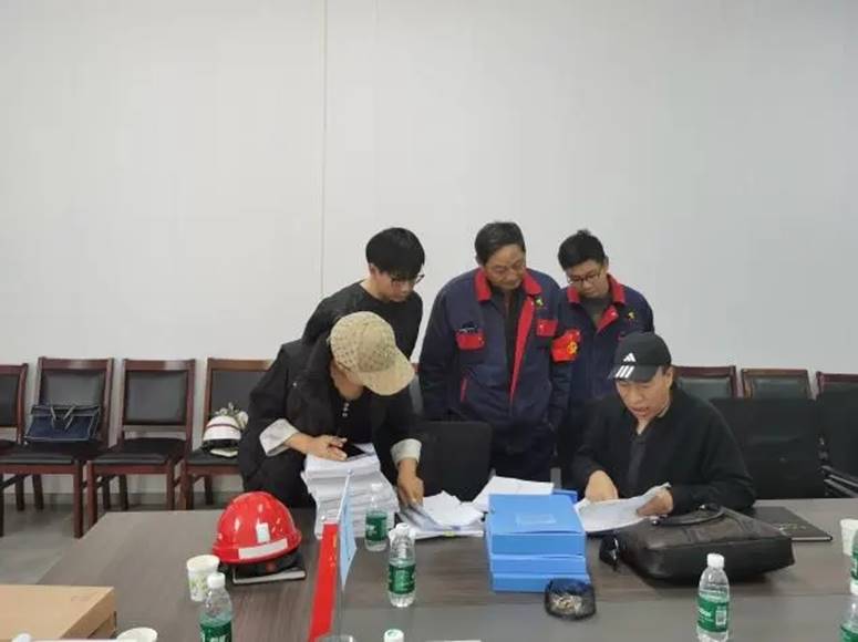 赤峰金通二期電解項(xiàng)目部順利通過(guò)赤峰市高新區(qū)國(guó)慶節(jié)前安全、質(zhì)量聯(lián)合專項(xiàng)檢查 